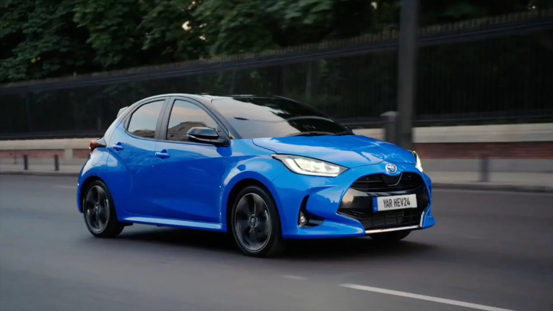 Toyota Yaris Hybrid en mouvement